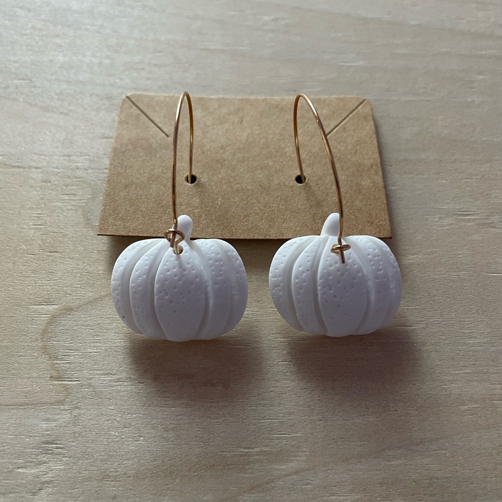 White pumpkin earrings